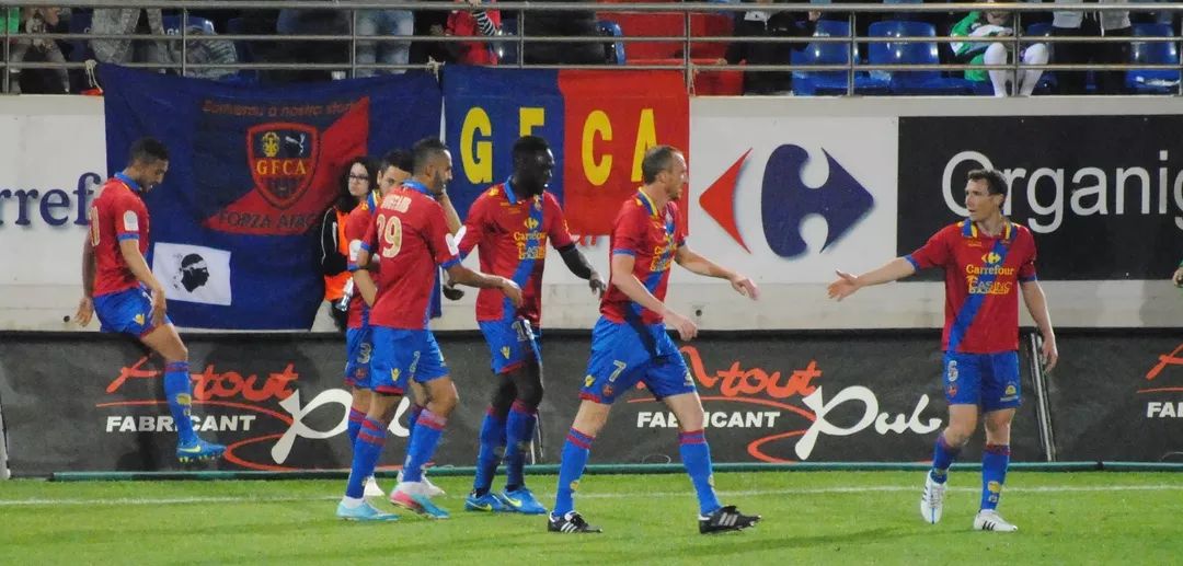  巴黎FC稳扎稳打，务实作风奠定联赛根基